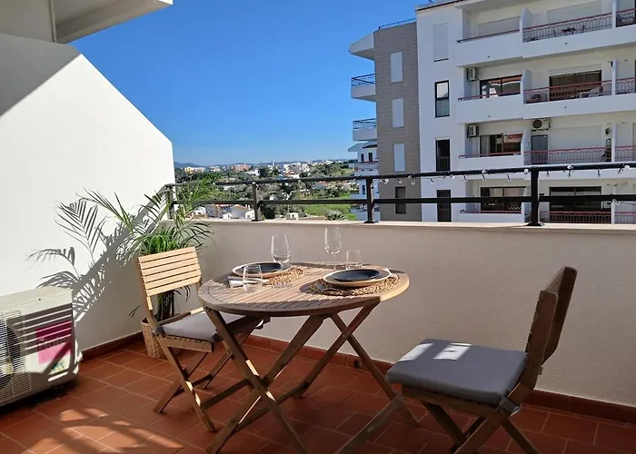 Apartment With Terrace, Ideal For Couples And Long *