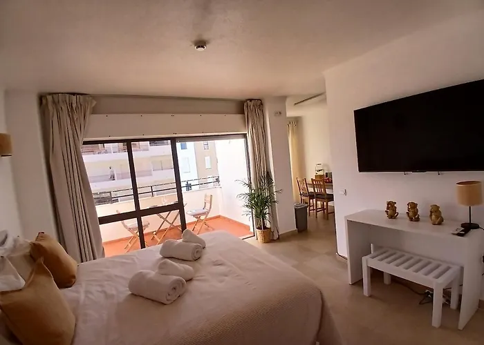 Apartment With Terrace, Ideal For Couples And Long *