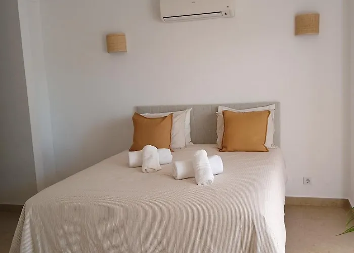 Apartment With Terrace, Ideal For Couples And Long