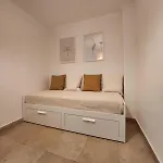 Apartment With Terrace, Ideal For Couples And Long