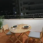 With Terrace, Ideal For Couples And Long Apartament *