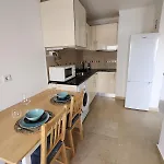 With Terrace, Ideal For Couples And Long Apartament *