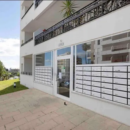 With Terrace, Ideal For Couples And Long * Portimão