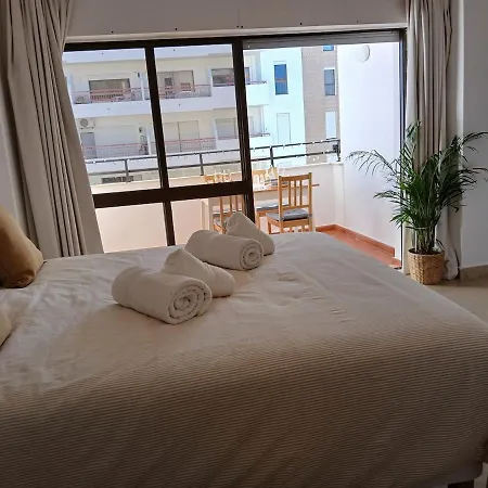 With Terrace, Ideal For Couples And Long Apartament *