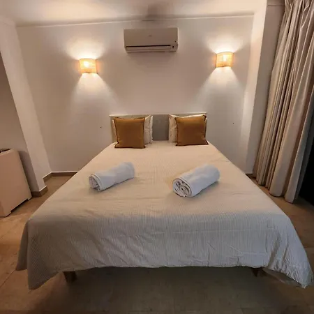 With Terrace, Ideal For Couples And Long Apartman