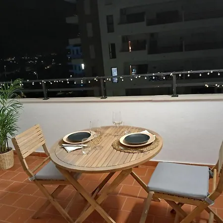 With Terrace, Ideal For Couples And Long Apartman *