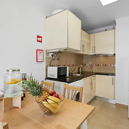 Apartman With Terrace, Ideal For Couples And Long